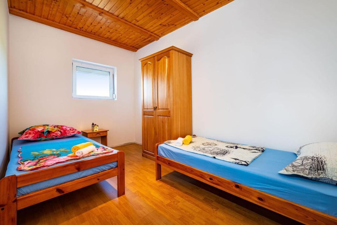 בנקובאץ Villa Eagle מראה חיצוני תמונה
