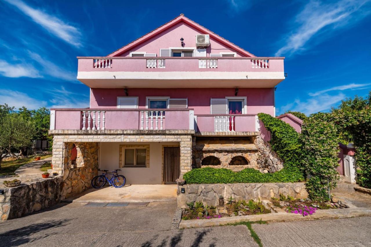 בנקובאץ Villa Eagle מראה חיצוני תמונה