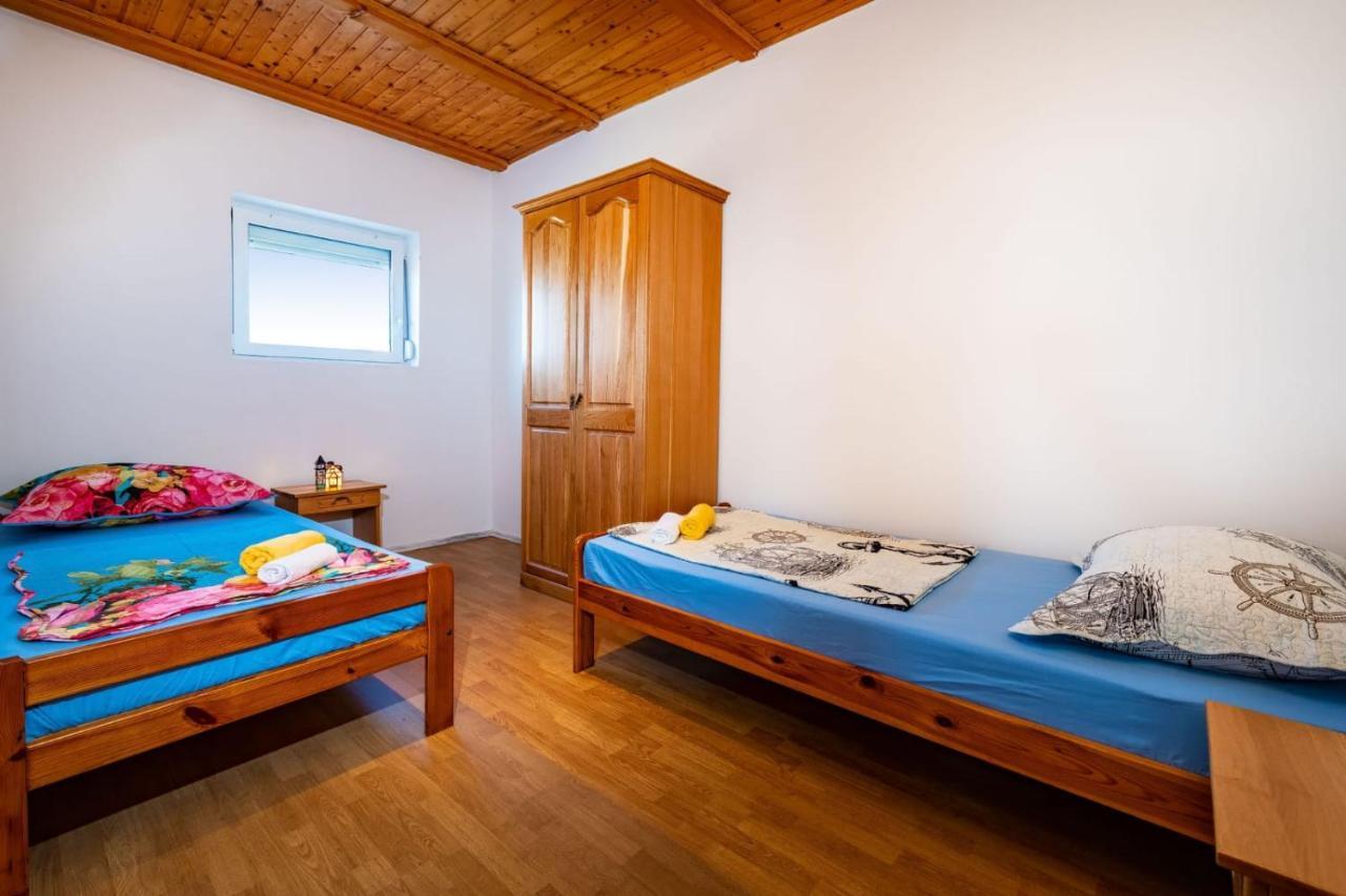 בנקובאץ Villa Eagle מראה חיצוני תמונה
