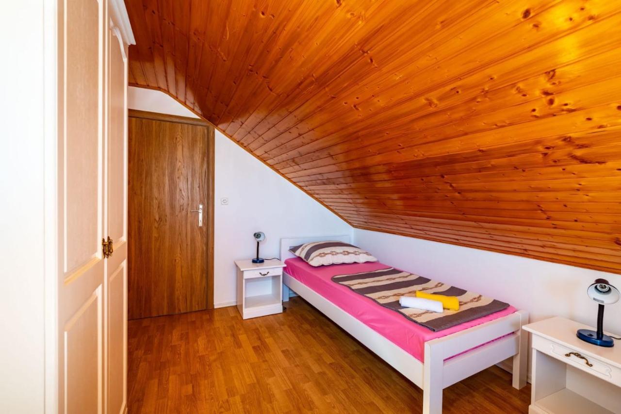 בנקובאץ Villa Eagle מראה חיצוני תמונה