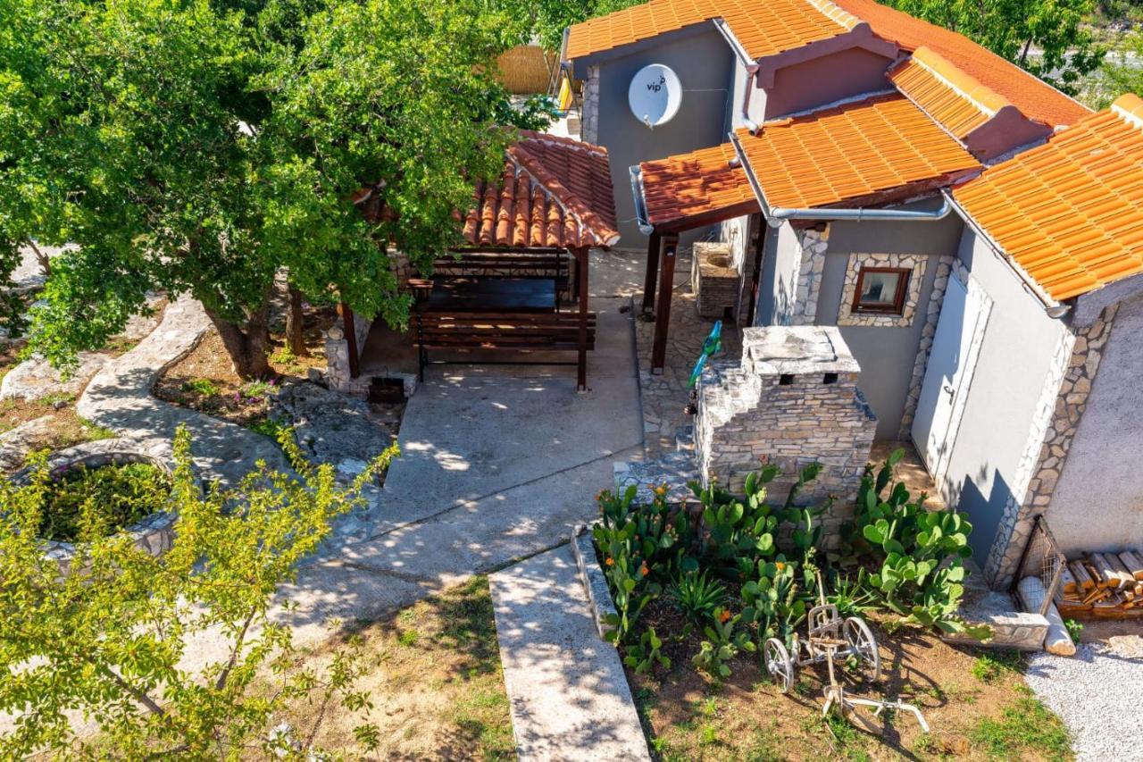 בנקובאץ Villa Eagle מראה חיצוני תמונה